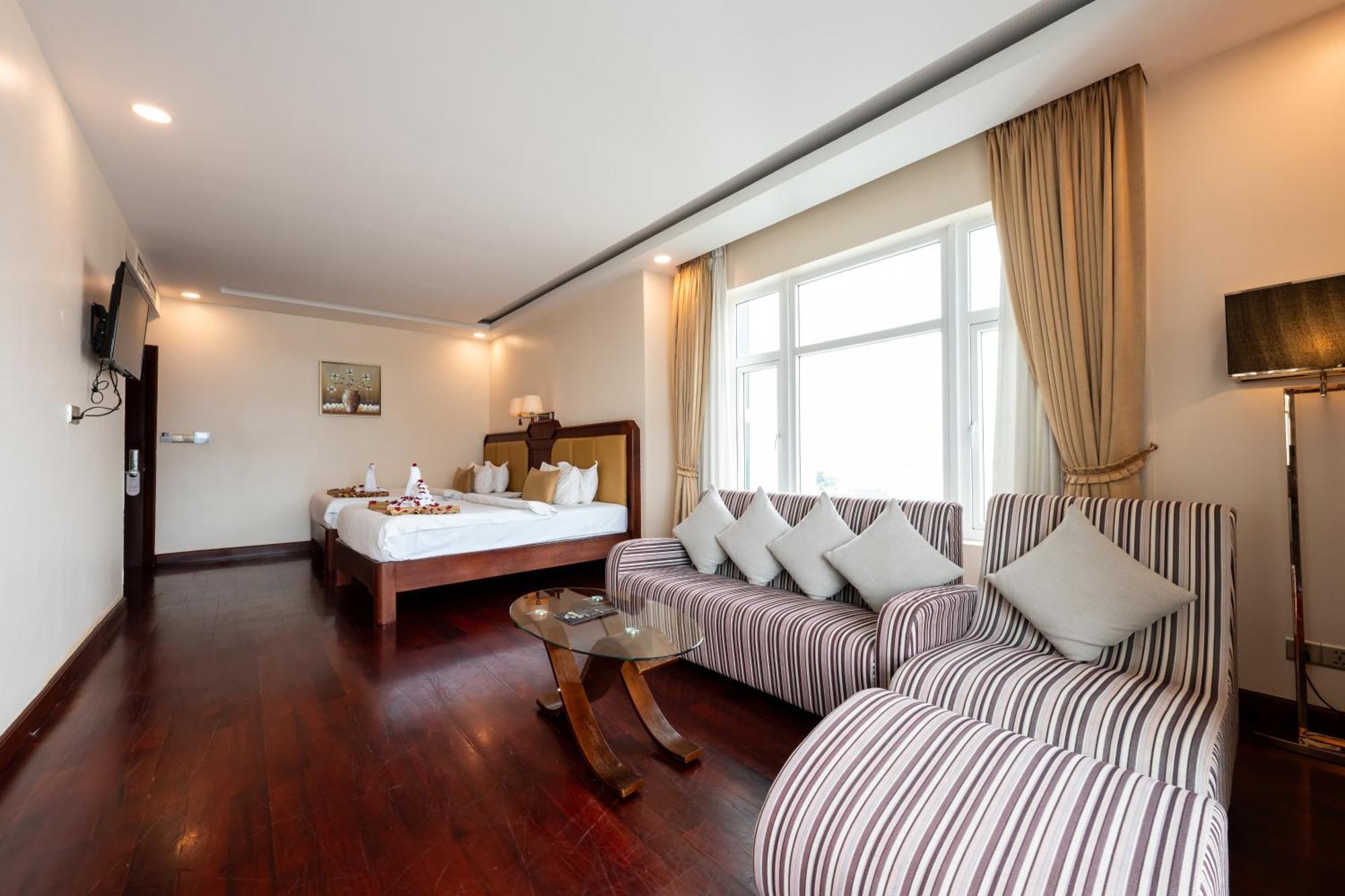 Lbn Asian Hotel Кампонг Чам Екстериор снимка