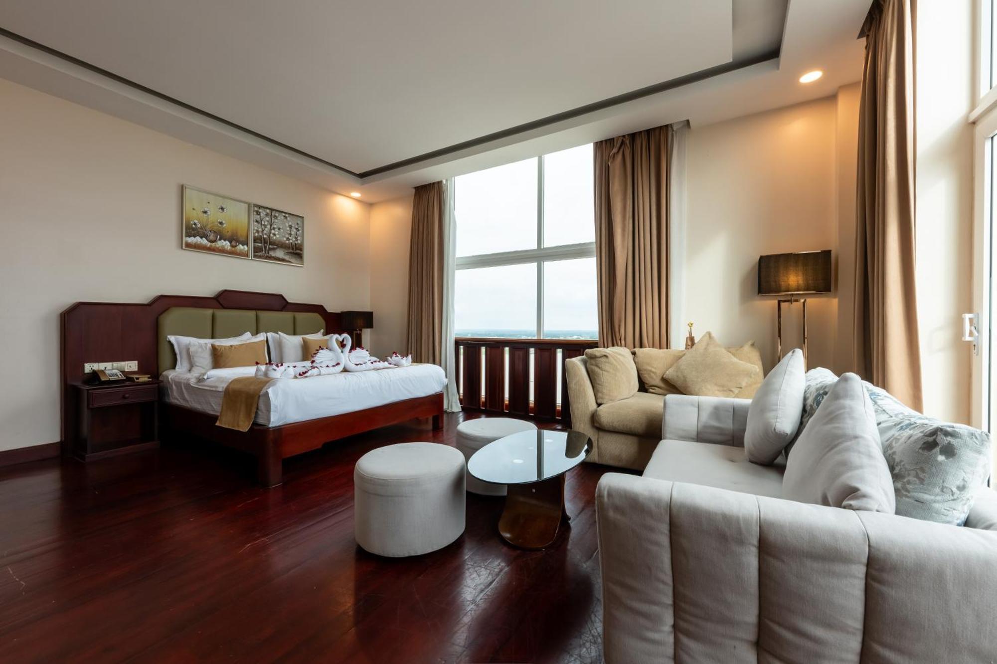 Lbn Asian Hotel Кампонг Чам Екстериор снимка