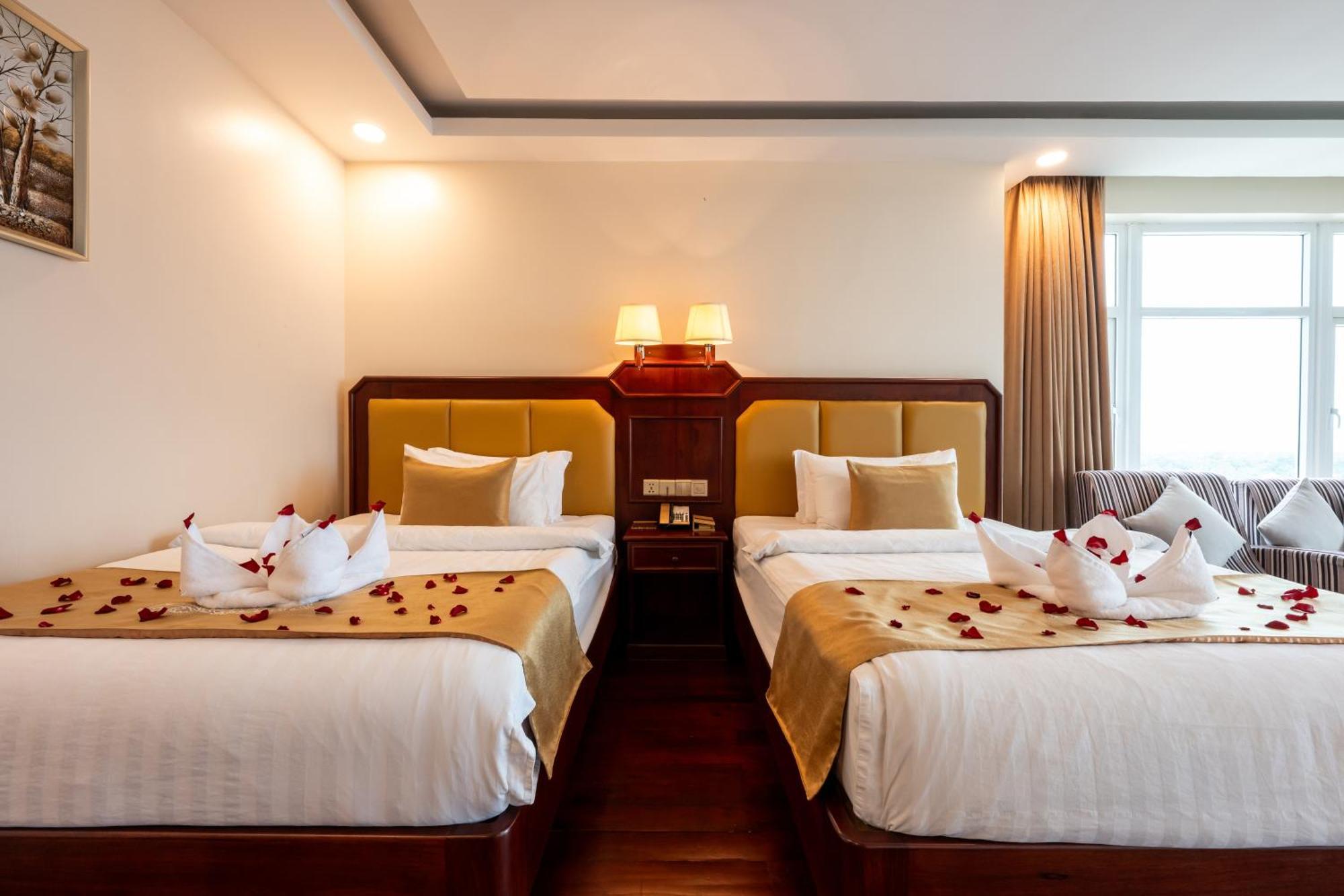 Lbn Asian Hotel Кампонг Чам Екстериор снимка