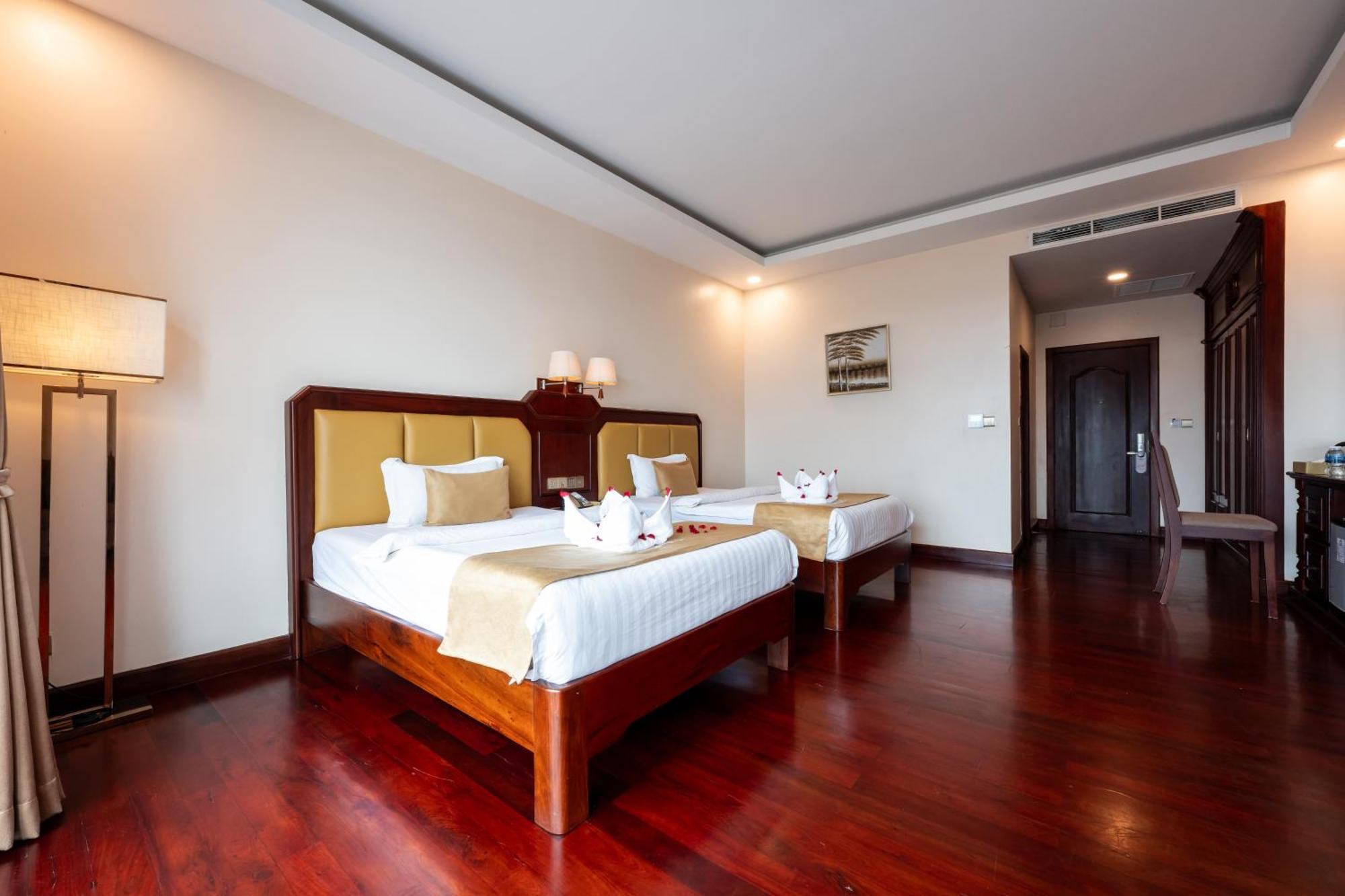Lbn Asian Hotel Кампонг Чам Екстериор снимка