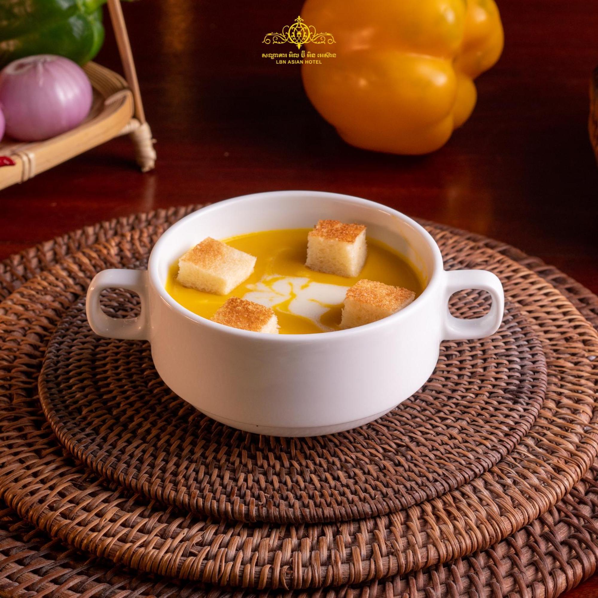 Lbn Asian Hotel Кампонг Чам Екстериор снимка